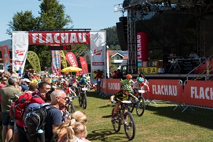 Flachauer Kids Race endet mit strahlenden Gesichtern