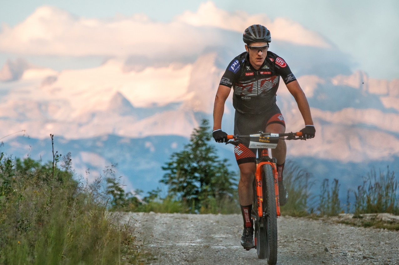 David SchÃ¶ggl (AUT) - Salzkammergut Trophy 2018 â€“ Raschberg mit Dachsteingletscher (Foto: Erwin Haiden)