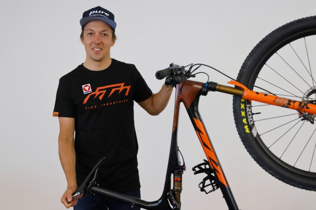 Max Foidl mit dem neuen KTM Scarp Exonic (Foto: Heiko Mandl, KTMâ€‹)